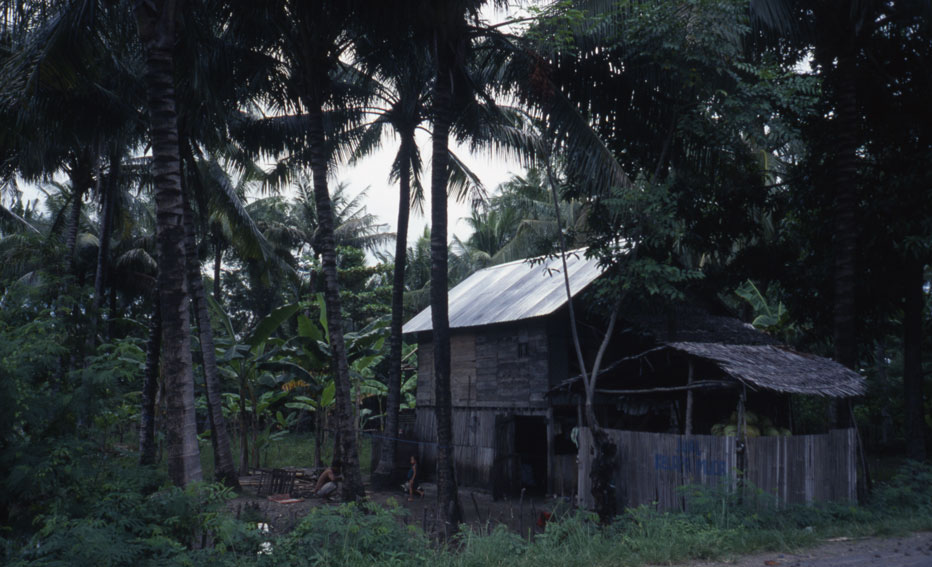 S. Sulawesi. Small Bugis shelter | openEQUELLA